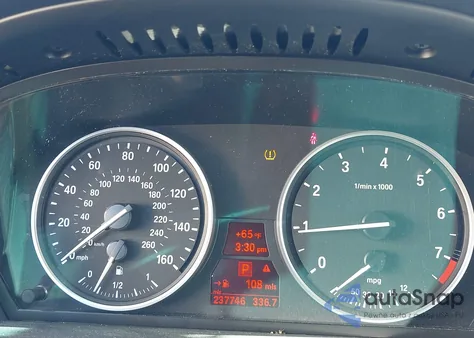 2009 BMW 528I z USA, uszkodzony, nr VIN WBANU53539C121757